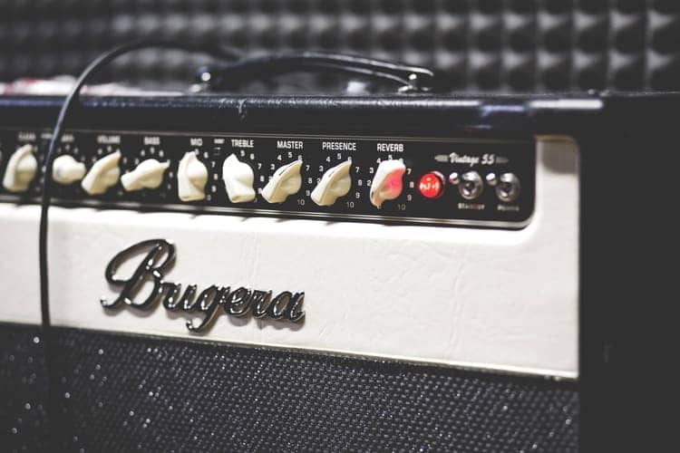 best bedroom amp for pedals